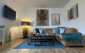 *Neu* Extravagantes Eifelhaus Am Nuerburgring